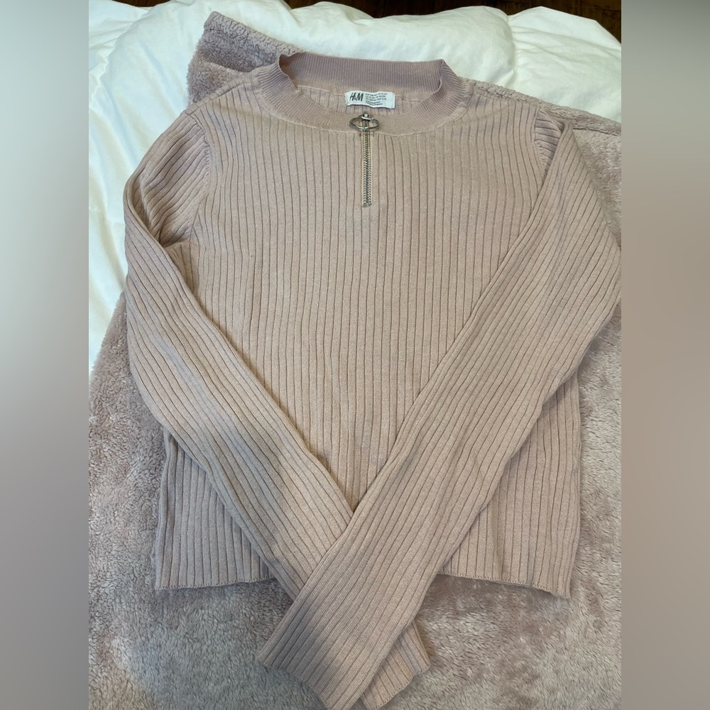 H&M Ribbed Quarter Zip Sweater